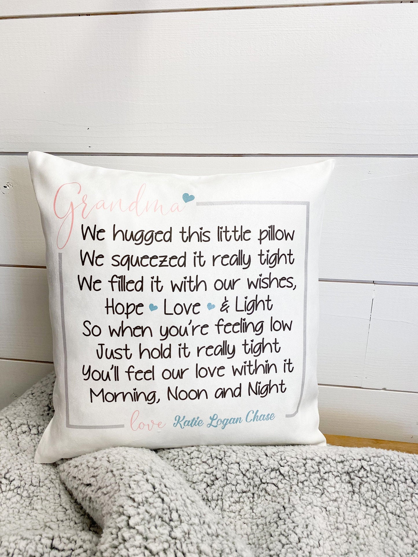Gift for Mom from Daughter - Mother's Day Gift - Personalized Pillow for Grandma - Nana